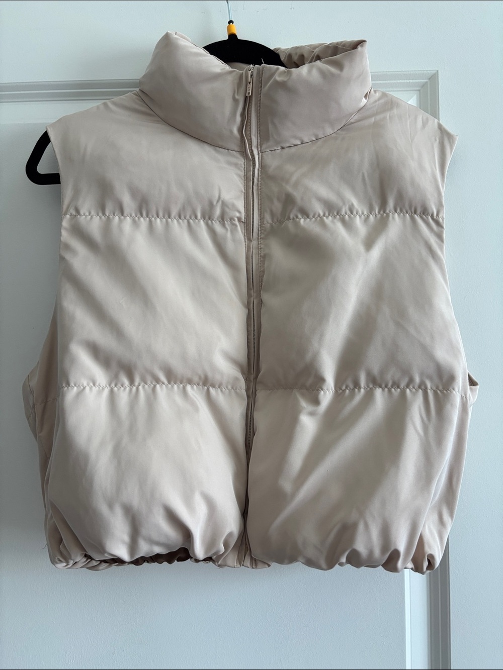 SHEIN Light Taupe Puffer Vest
